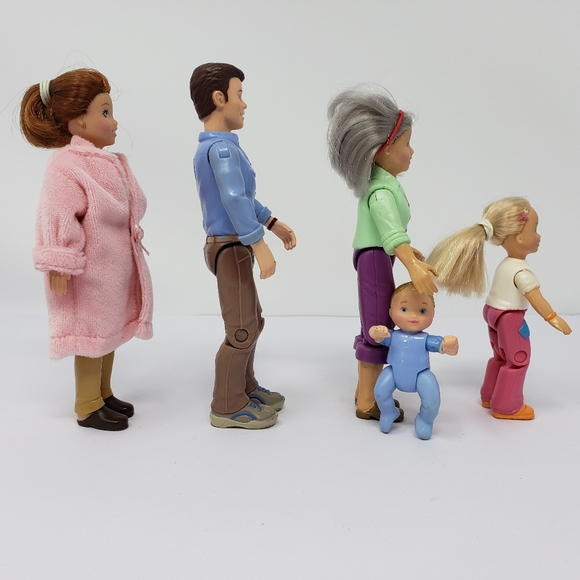 Mattel Doll House Family Pink House Coat Toy Lot - Picture 2 of 12